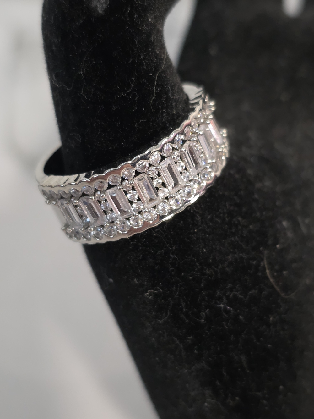 Elegant Silver Baguette & Round CZ Band Ring - Women Jewelry
